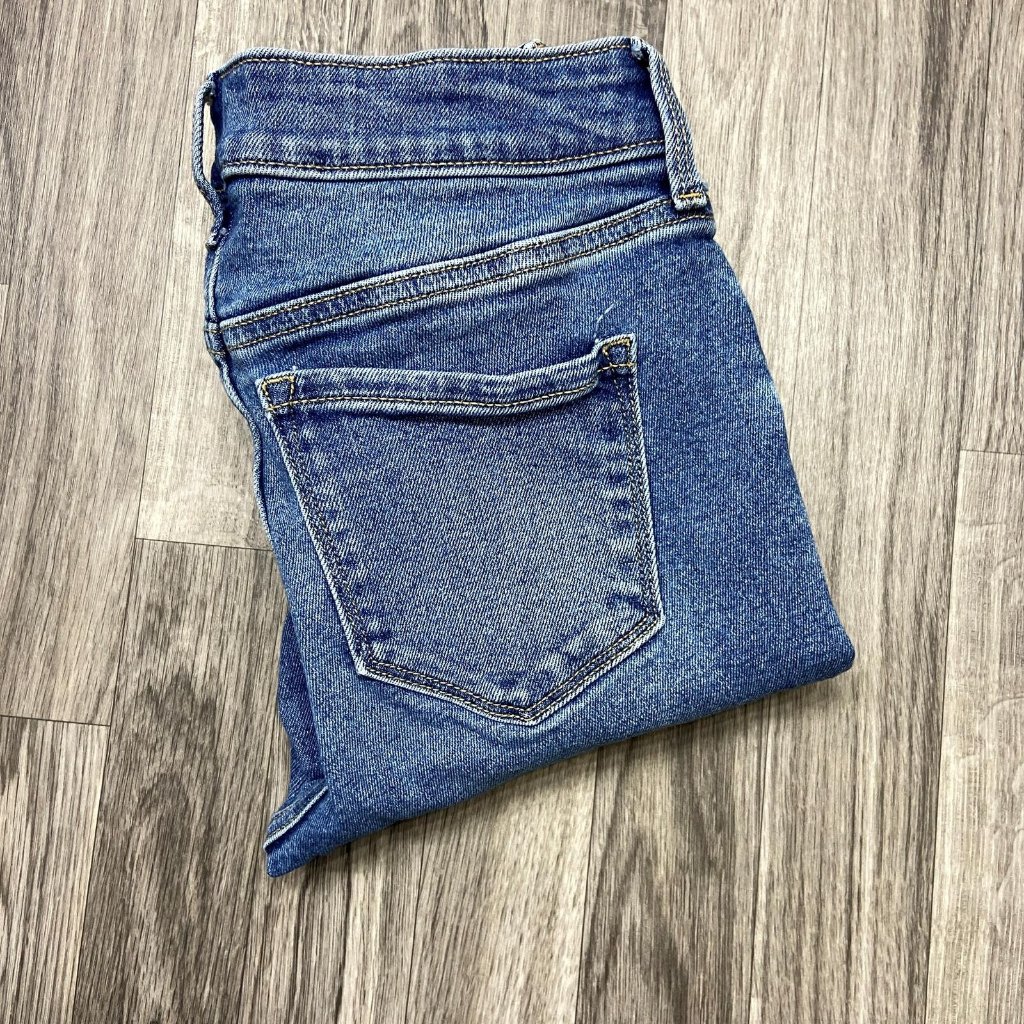 Old Navy Rockstar Super Skinny Mid Rise Light Wash Blue Denim Jeans Women's 2